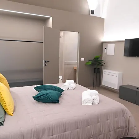 Guest house Dimora Minelli 4*