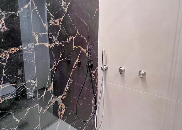 Dimora Minelli 4* モノーポリ